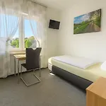 بيت ضيافة Fruehstueckspension Zur Krone