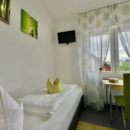 Fruehstueckspension Zur Krone 3*